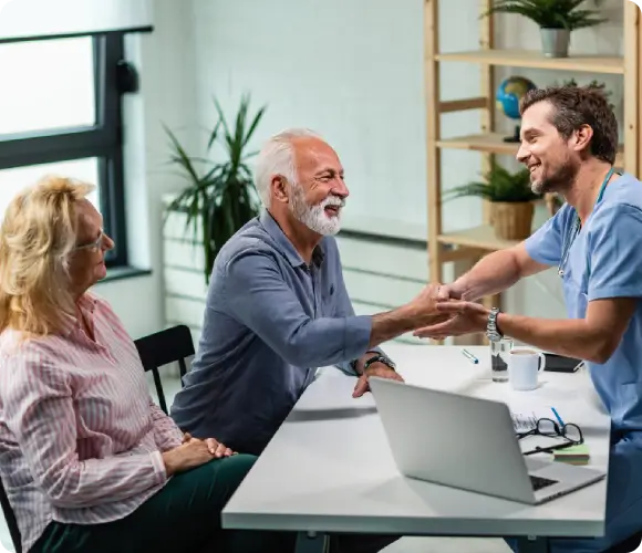 Doctor consulting with a patient for medical weight loss treatment in Oakdale, LA, highlighting direct care, no waiting, and a simple cash-pay healthcare model.